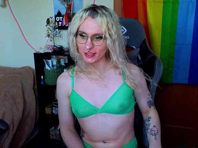 LoryMyaf Sex Cam Show