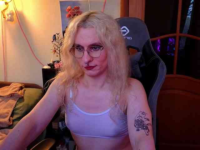 LoryMyaf Live Webcam on BongaCams