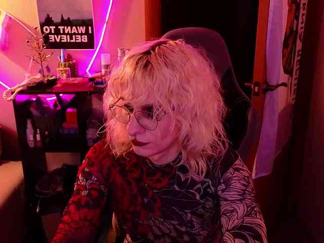 LoryMyaf Live Webcam on BongaCams