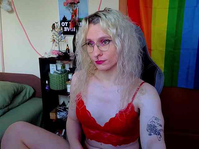 LoryMyaf Sex Cam Show