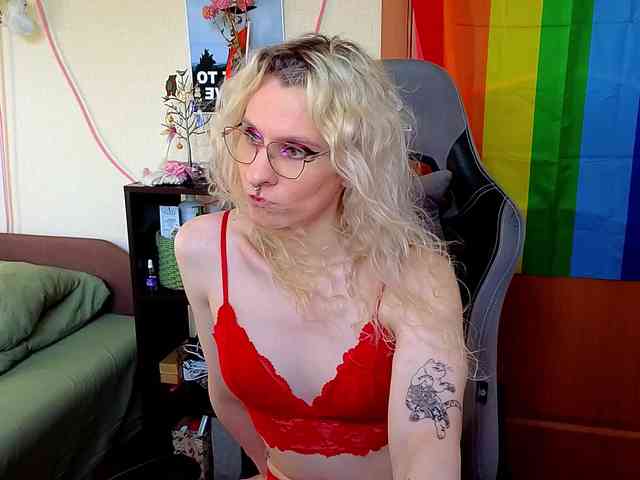 LoryMyaf Sex Cam Show