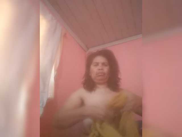Ladysexyboobs live cam on BongaCams