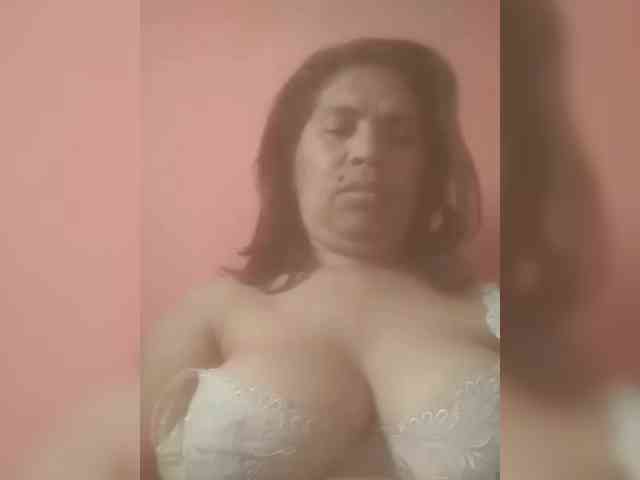 Ladysexyboobs webcam