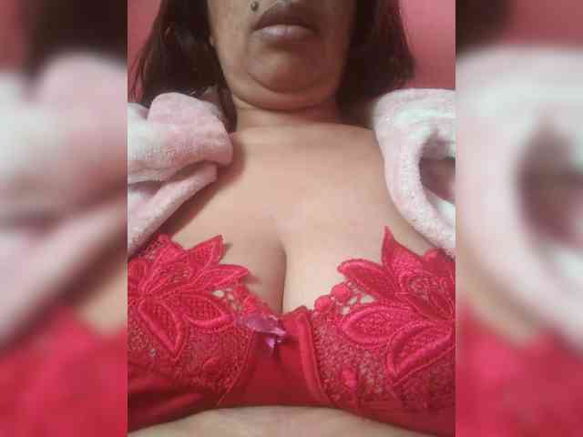 Ladysexyboobs webcam