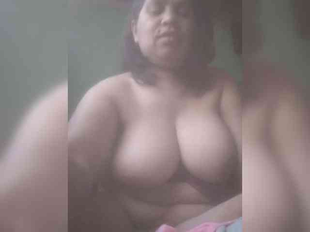Ladysexyboobs