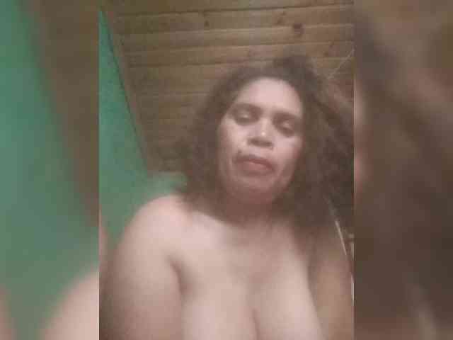 Ladysexyboobs webcam