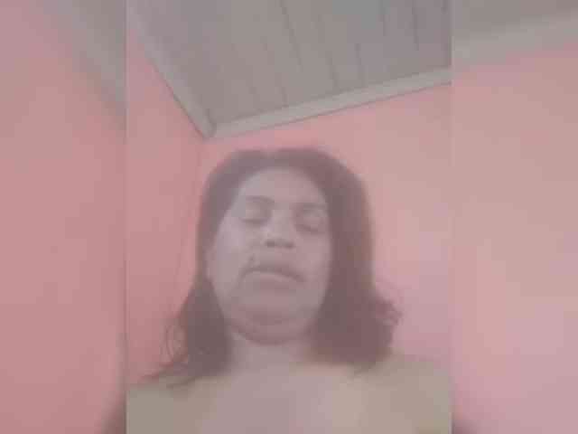 Ladysexyboobs webcam