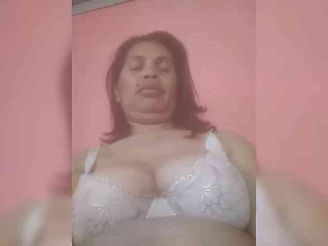 Ladysexyboobs webcam