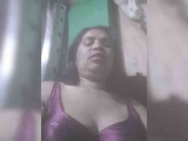Ladysexyboobs webcam