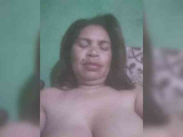 Ladysexyboobs webcam