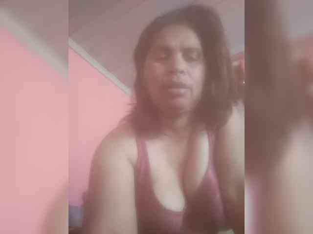 Ladysexyboobs webcam