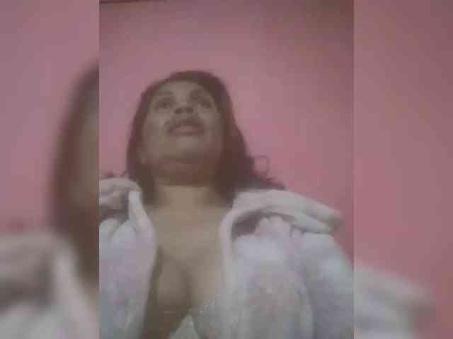 Ladysexyboobs webcam