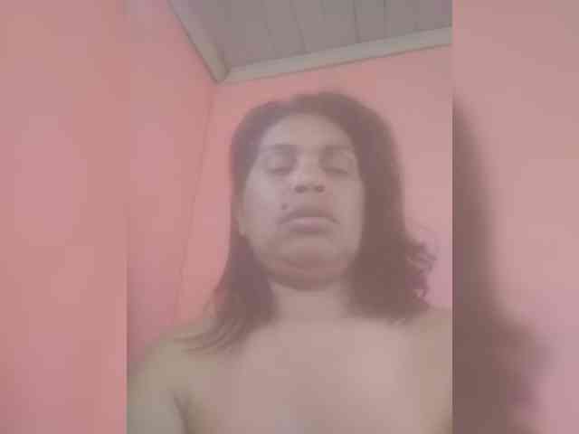 Ladysexyboobs webcam