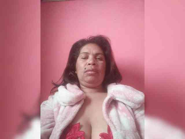 Ladysexyboobs webcam