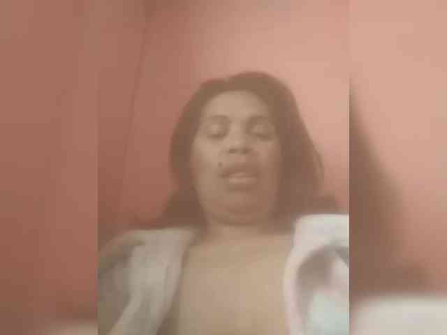 Ladysexyboobs webcam