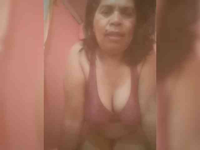 Modèle: Ladysexyboobs