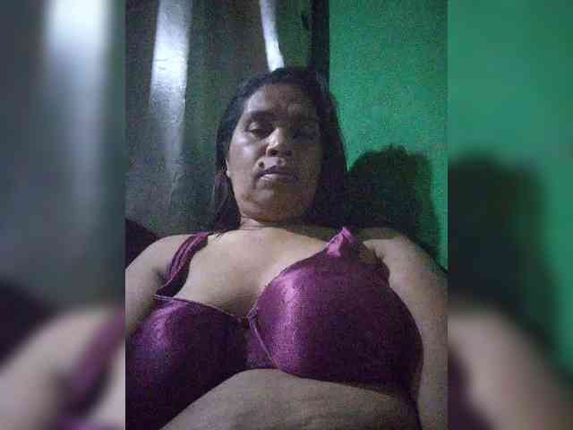 Ladysexyboobs webcam