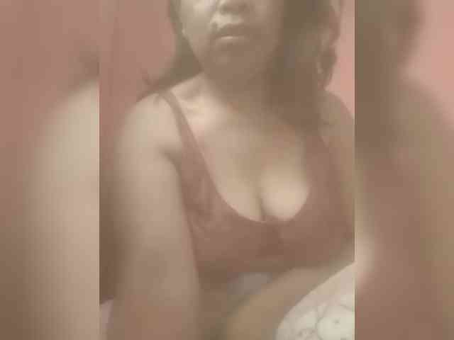Modèle: Ladysexyboobs