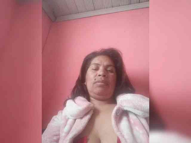 Ladysexyboobs webcam