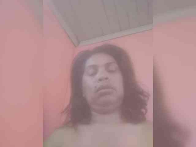 Ladysexyboobs webcam