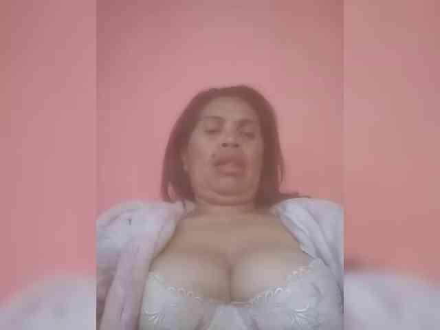 Ladysexyboobs webcam