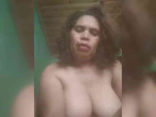Ladysexyboobs webcam