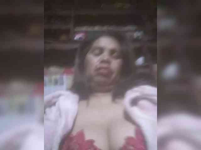 Ladysexyboobs webcam