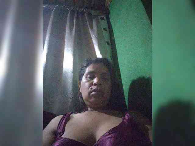 Ladysexyboobs webcam
