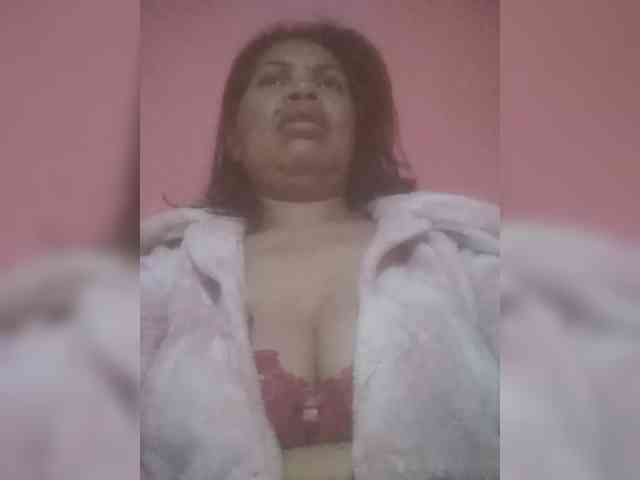 Ladysexyboobs webcam