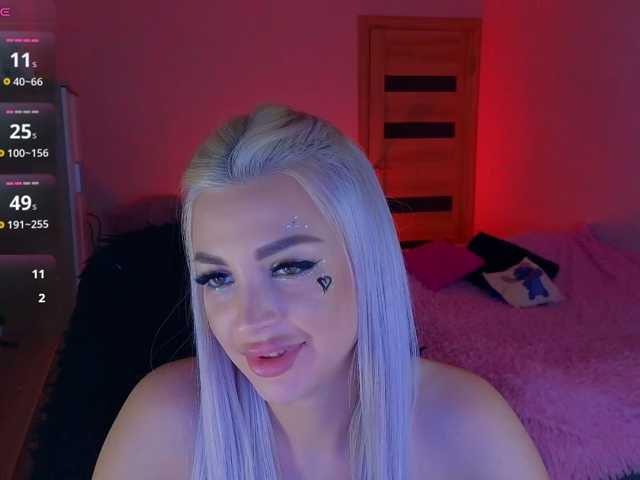 MilanaOmgReal live cam on BongaCams