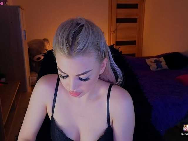MilanaOmgReal's BongaCams show and profile