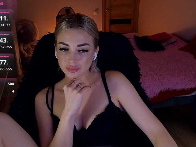 MilanaOmgReal live webcam show