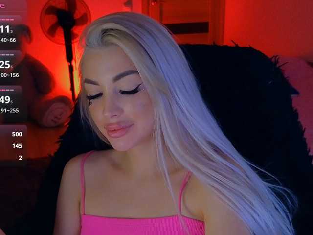 MilanaOmgReal live cam on BongaCams