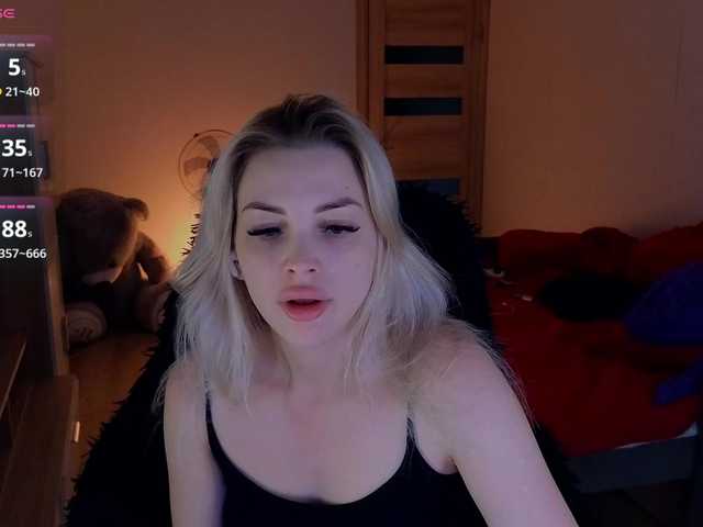 MilanaOmgReal live cam on BongaCams