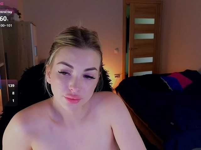 MilanaOmgReal live cam on BongaCams