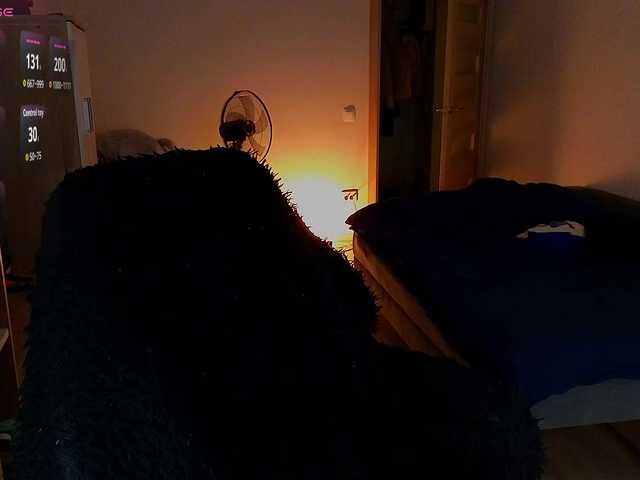 milanaomgreal cam belle