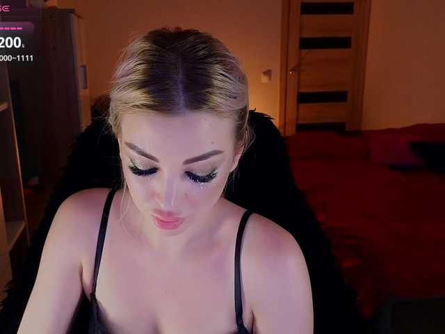 milanaomgreal live sex show