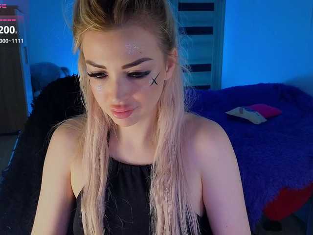 MilanaOmgReal live cam on BongaCams