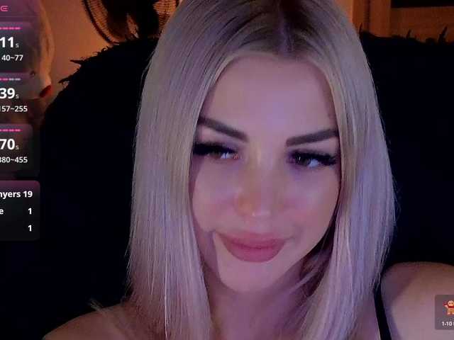 MilanaOmgReal live webcam show