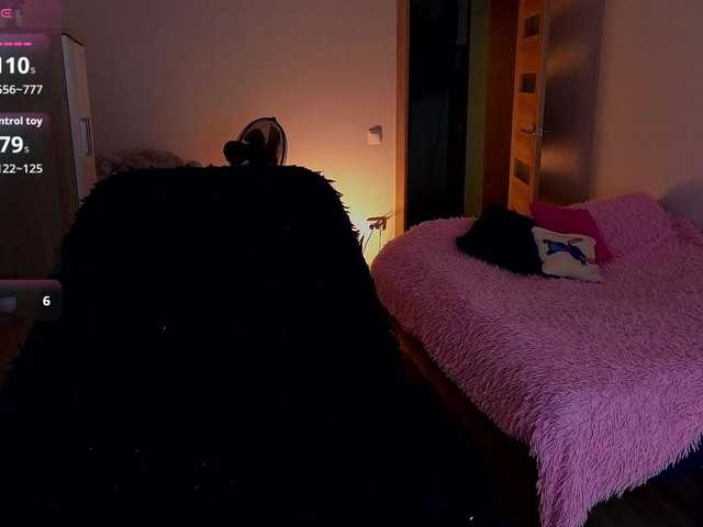 MilanaOmgReal live cam on BongaCams