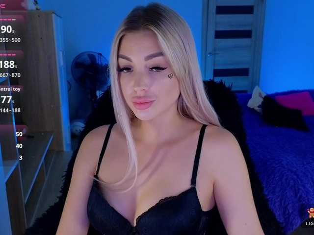 MilanaOmgReal live cam on BongaCams