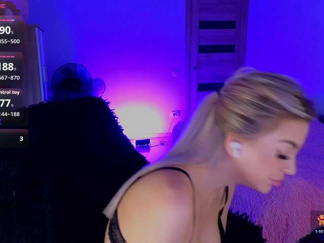 MilanaOmgReal live cam on BongaCams
