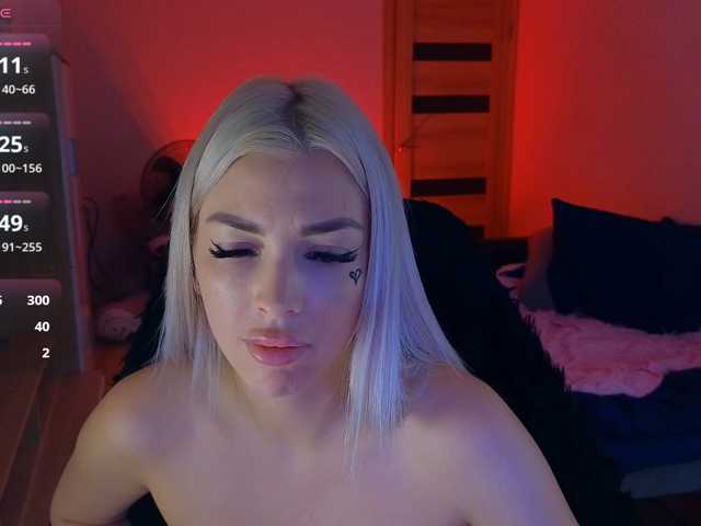 MilanaOmgReal live cam preview