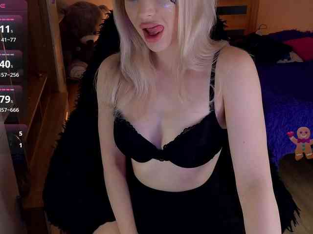 MilanaOmgReal webcam