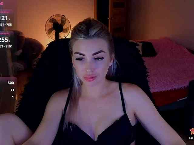 MilanaOmgReal webcam