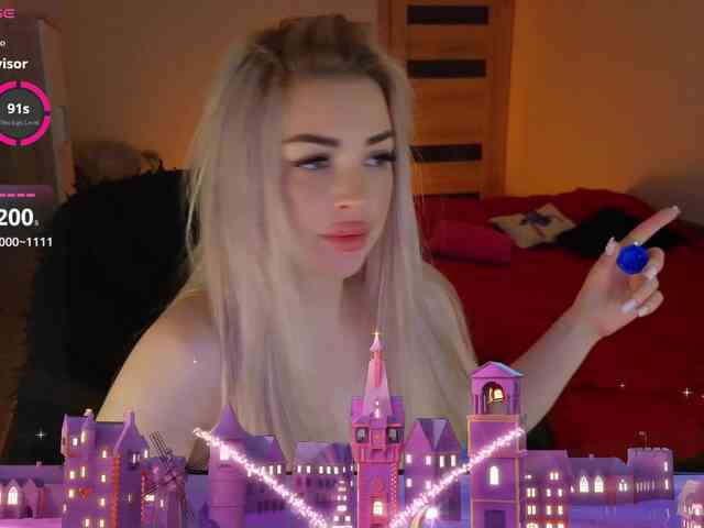 MilanaOmgReal webcam