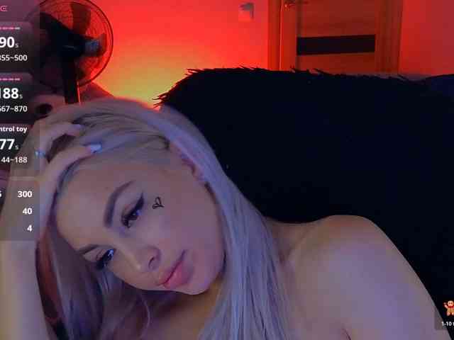 live sexcam MilanaOmgReal