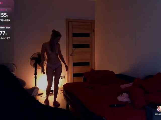 MilanaOmgReal webcam