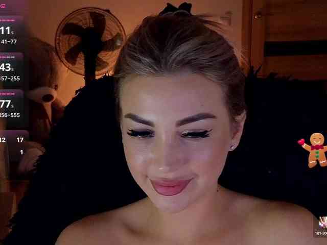 MilanaOmgReal webcam