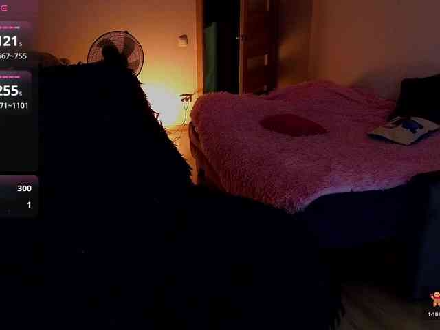 MilanaOmgReal webcam